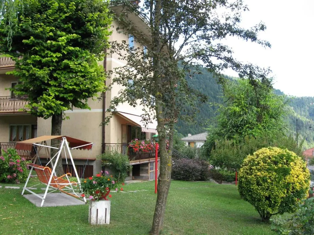 Lander Residence