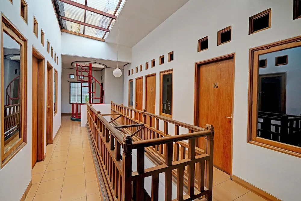 OYO Life 92589 Geusan Ulun Residence