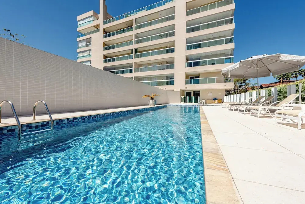 200m da praia c piscina e churrasqueira