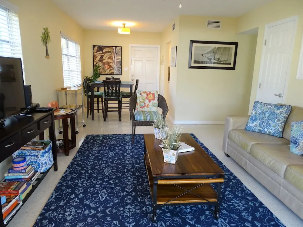 Village West 101 1 Bedroom 1 Bathroom Apts