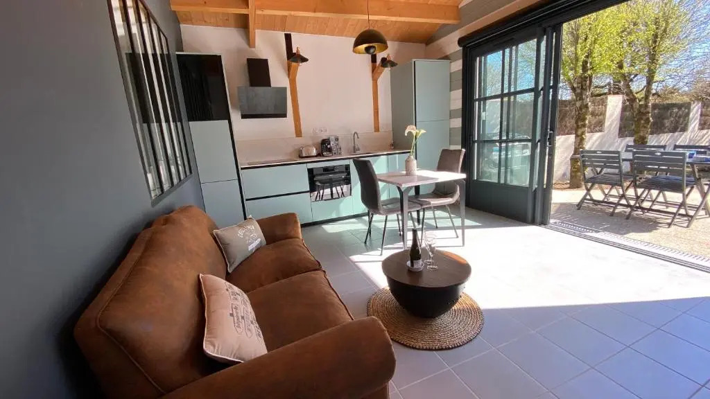 Adorable Guest House Avec Balneo Et Piscine