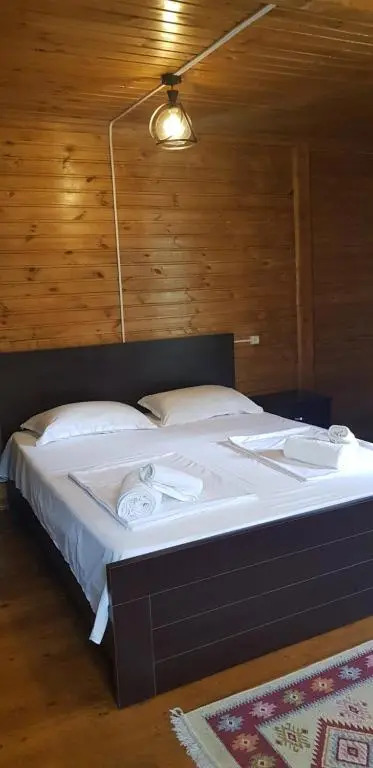 Wooden Cottages - Mtskheta