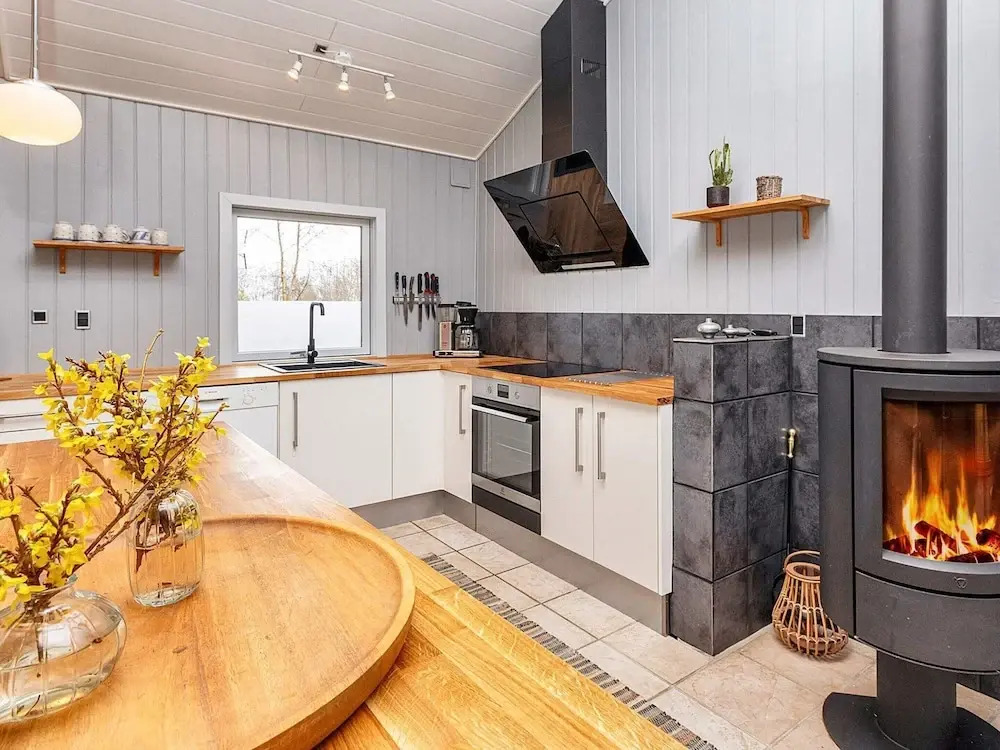 4 person holiday home in Vinderup