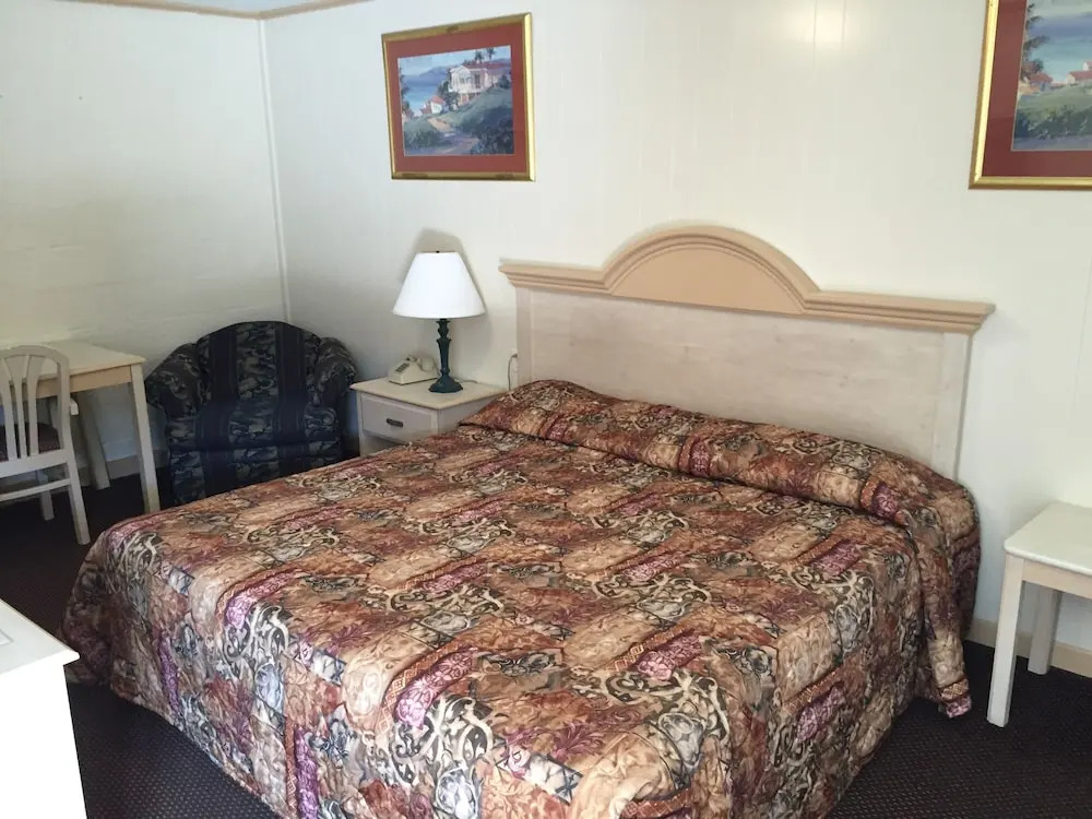 Withlacoochee Motel