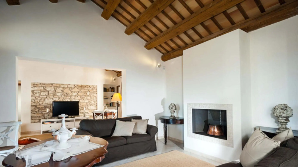 Exclusive villa with pool immersed in the Trapani countryside, at just 15 km from the seaside-VILLA EROICA