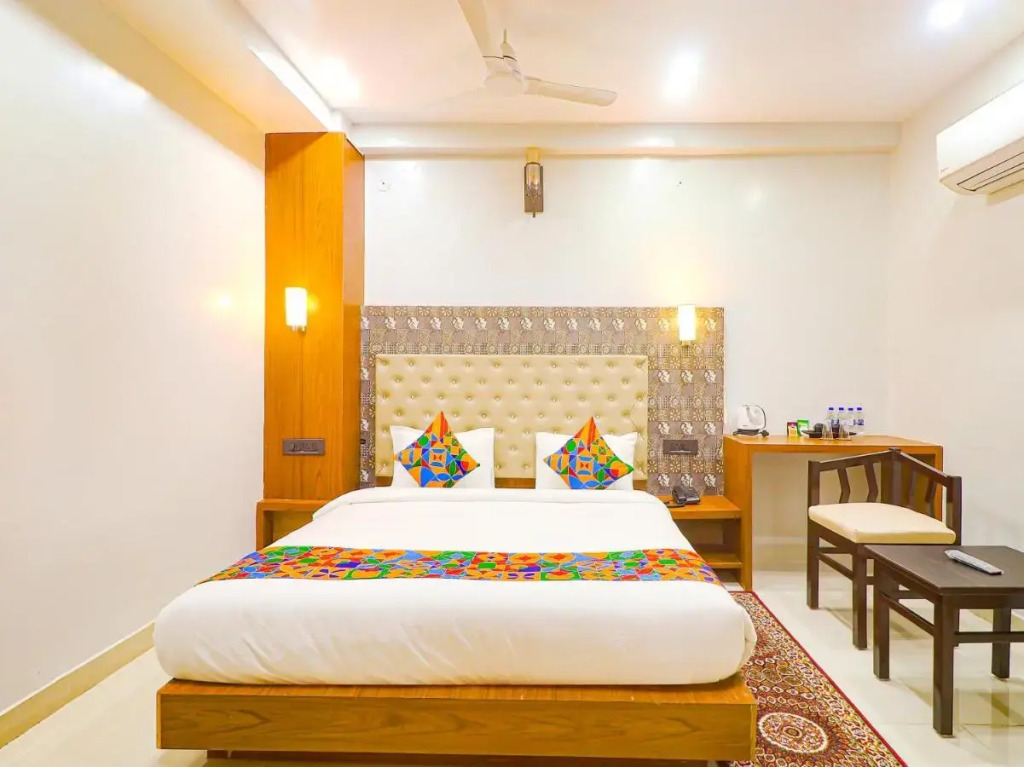 Fabhotel Palash