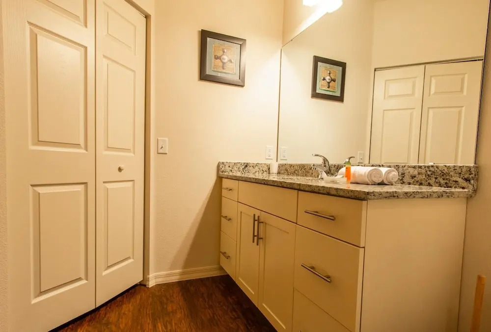 November Special WL 4 Bed 3 Bath Id:273628