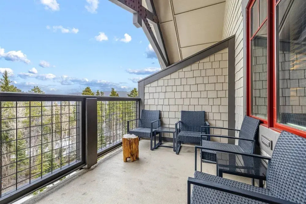 2 Bedroom Ski-in Condo at Mountain Thunder Lodge