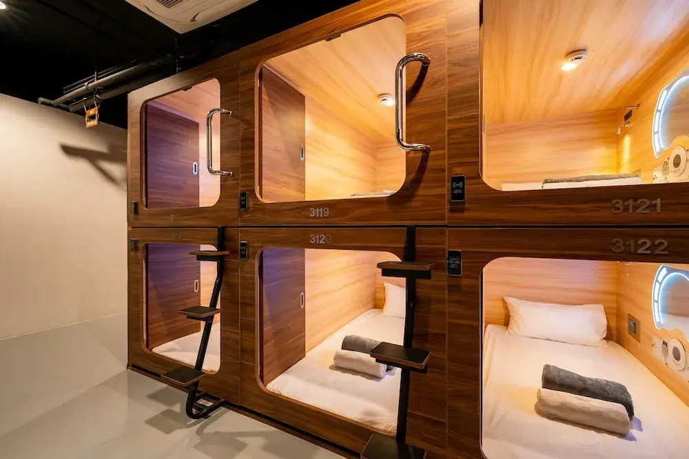 Jpod Capsule Hotel