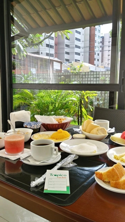 Trópico Praia Hotel