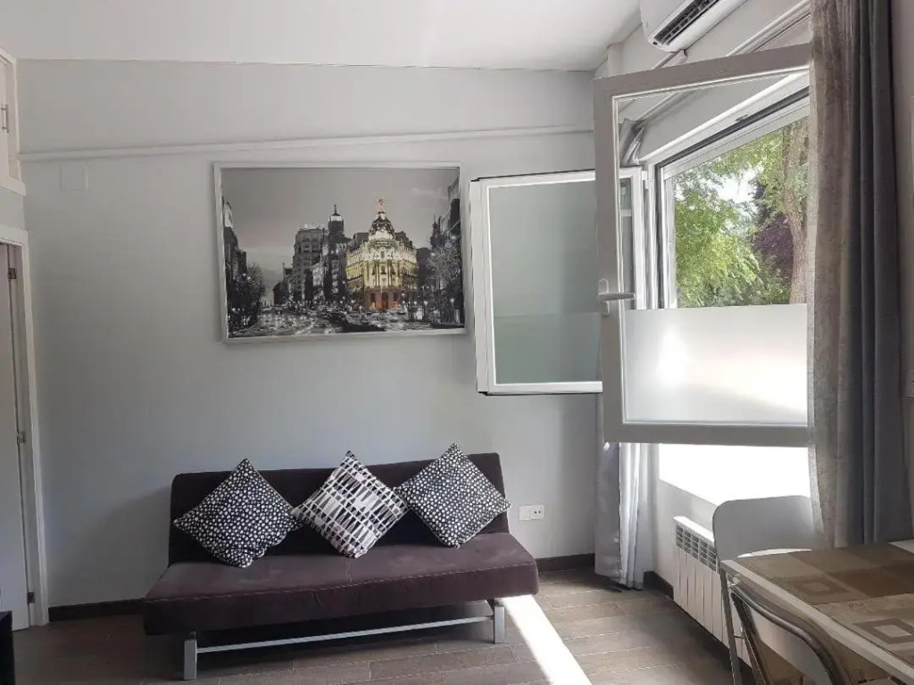 Bonito Apto Barrio del Pilar Smart Fit