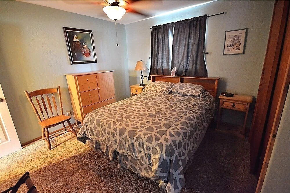 Guys Getaway - Two Bedroom Cabin