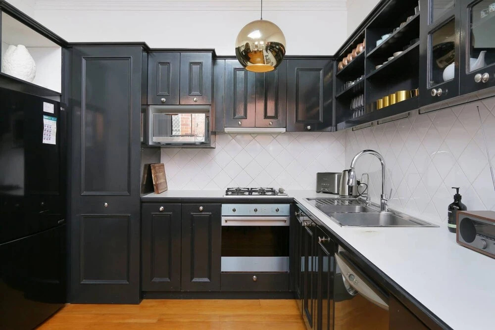 Designer 2 Bedroom House with Garden in Northbridge