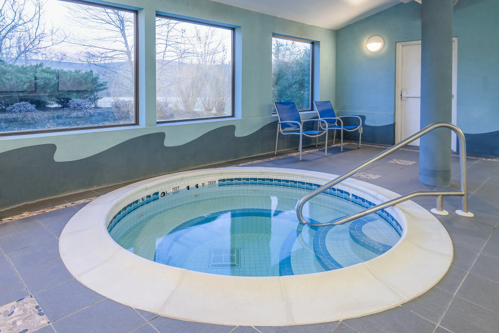 Holiday Inn Express & Suites Cooperstown by IHG