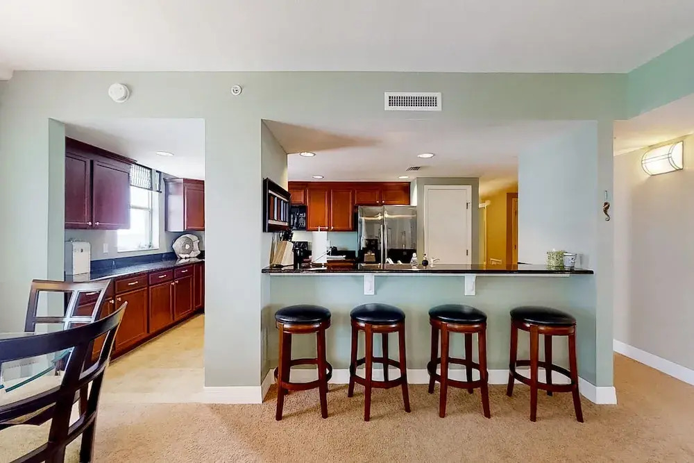 Daytona The Golden Leaf Opus Condos 702