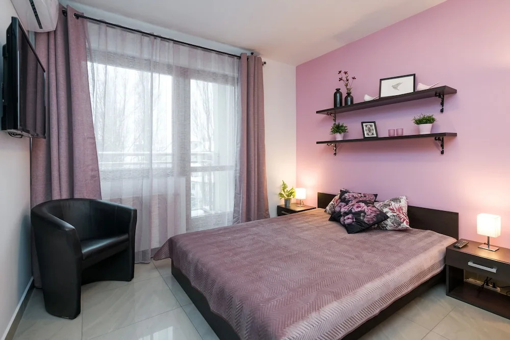 KrakowRentals -Tabacco Factory Apartment