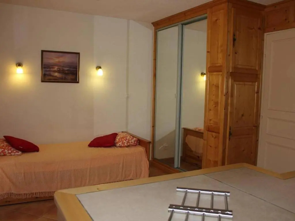 Appartement Gruissan, 2 pièces, 4 personnes - FR-1-229-98