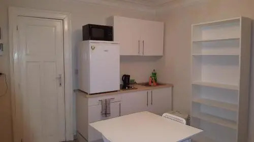 Cool Central Apartment