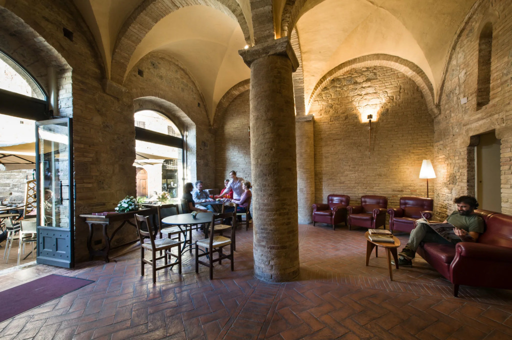 Hotel La Cisterna