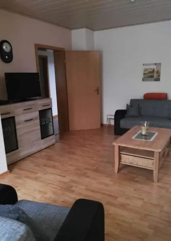 Holiday Apartment Hochgrebe "heidi"