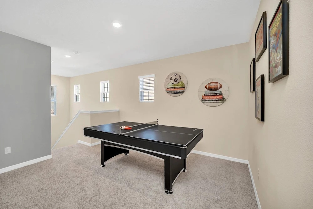 7655 Oakmoss Loop