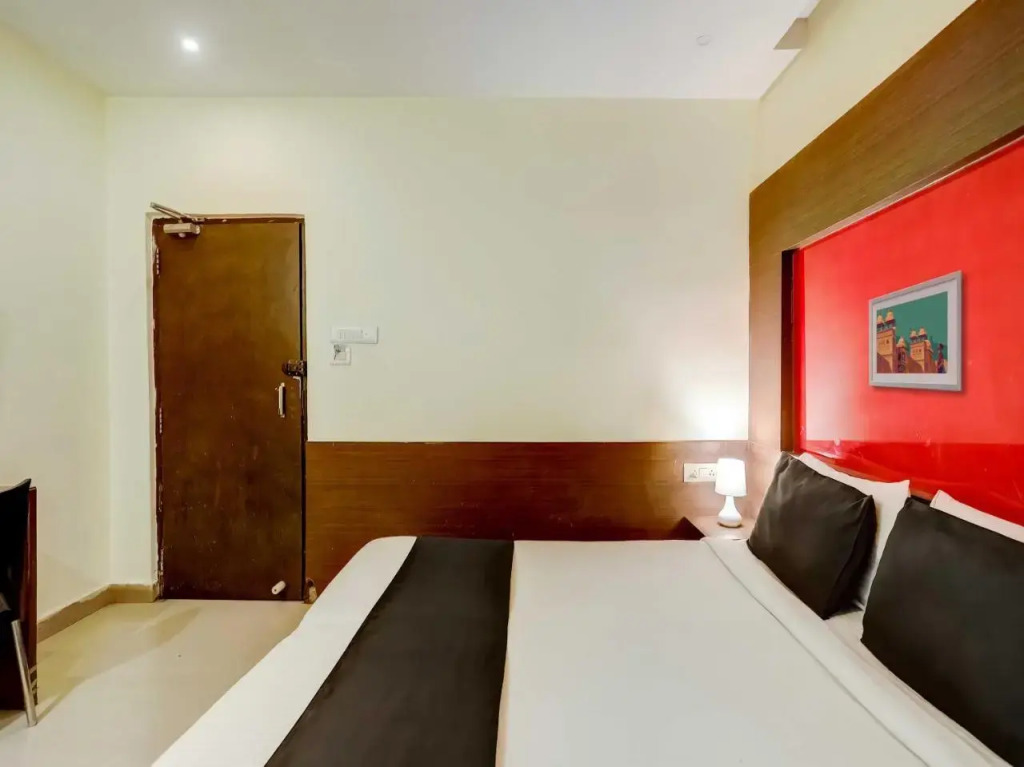 OYO 8754 Miyapur