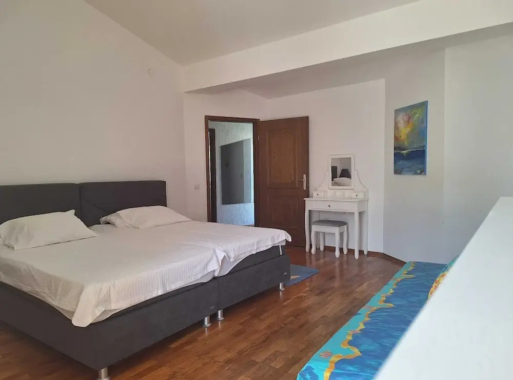 Sea View Apartment Povljana