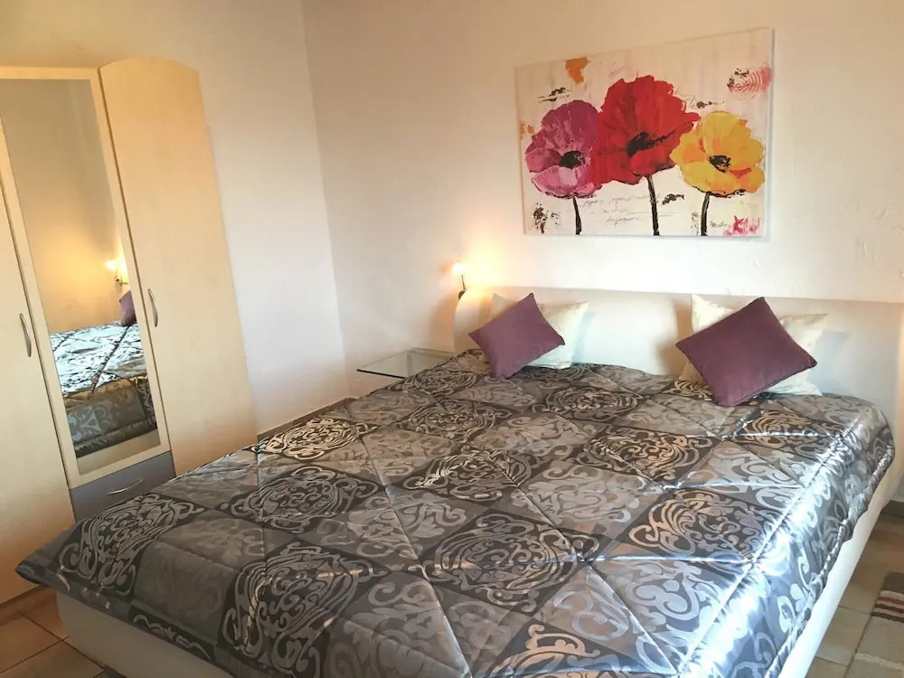 Wohnung in Silbecke mit Pool und Wald