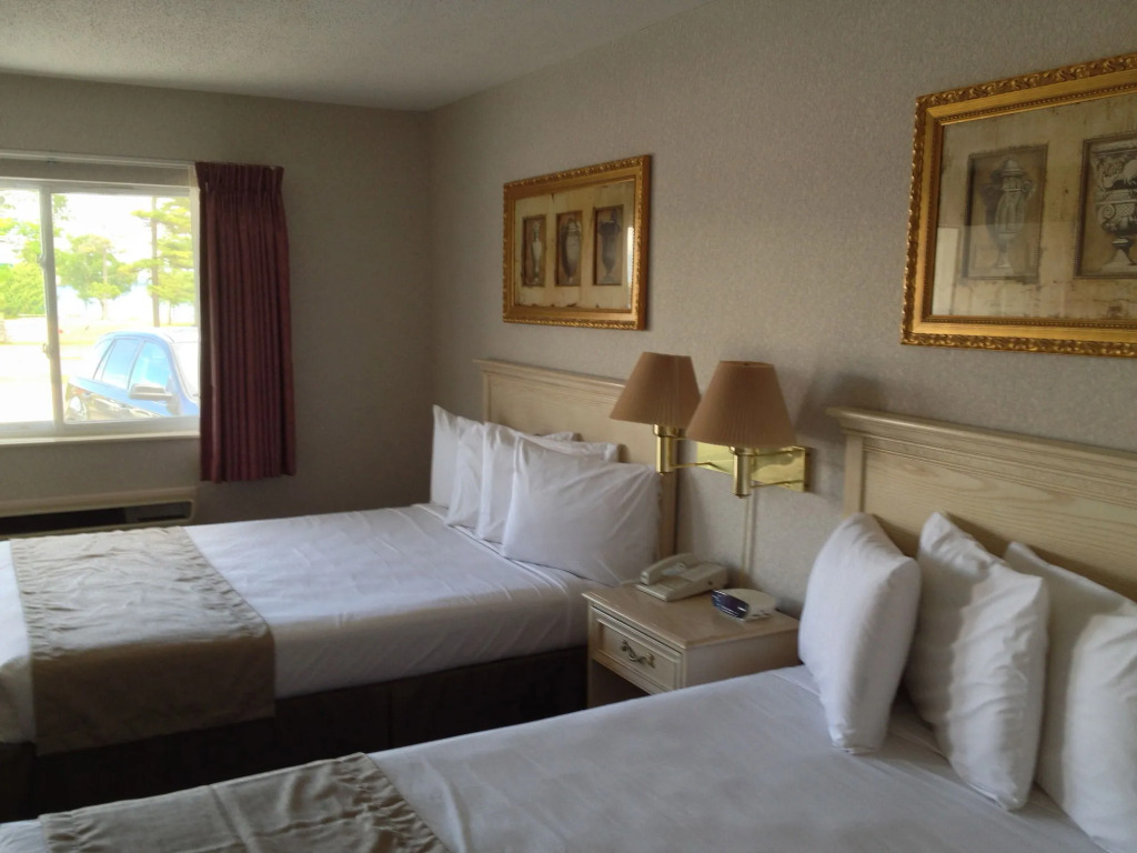 Parkside Inn Bridgeview