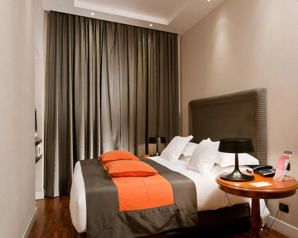 Alpi Hotel