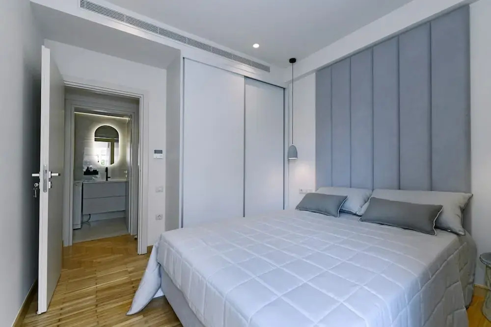 Zana s Cozy Apartment at Glifada