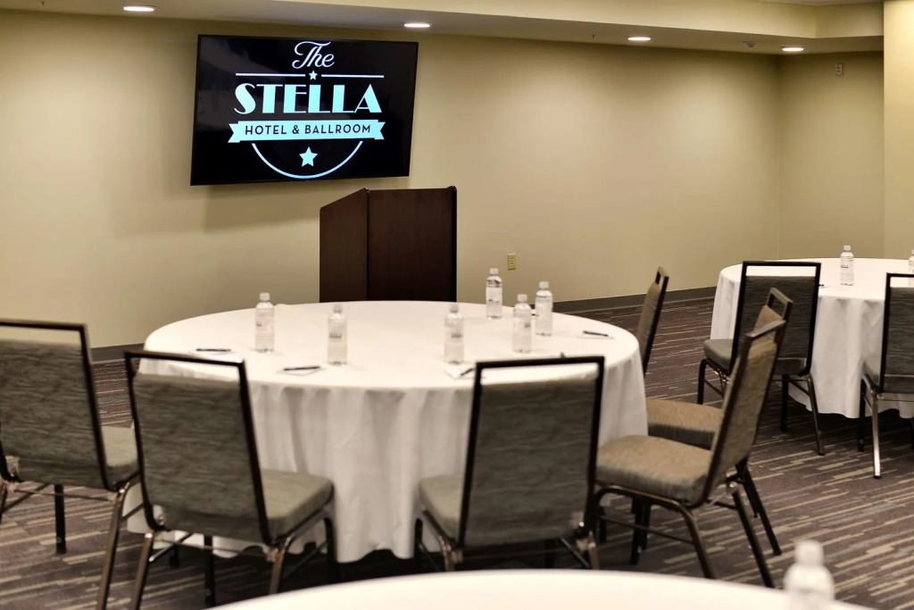 The Stella Hotel & Ballroom