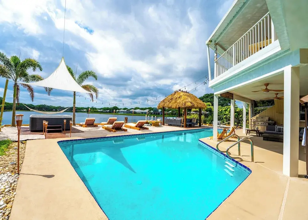 Palm Beach Paradise | Villa w/ Beach, Pool, Cinema & Tiki
