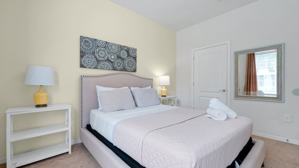 Magical Getaway Near Disney Private Pool + Resort Access, Bbq Grill! 4 Bedroom Townhouse