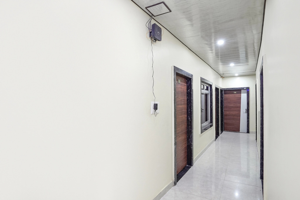 FabHotel Rajdhani
