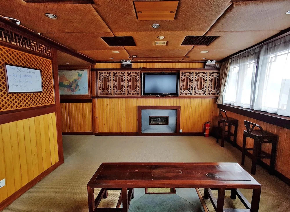 Li-An Lodge