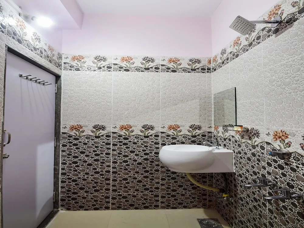 Oyo 19758 Hotel Narayani Palace