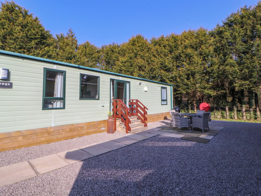 Lodge 2