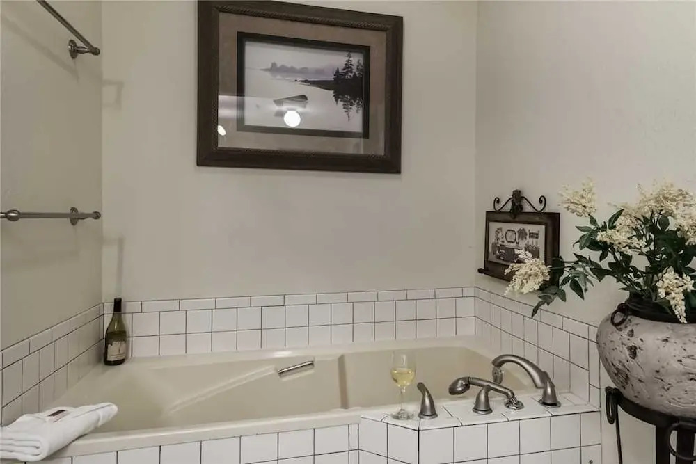Dodson's Double Decker by Ruidoso Vacation Rentals