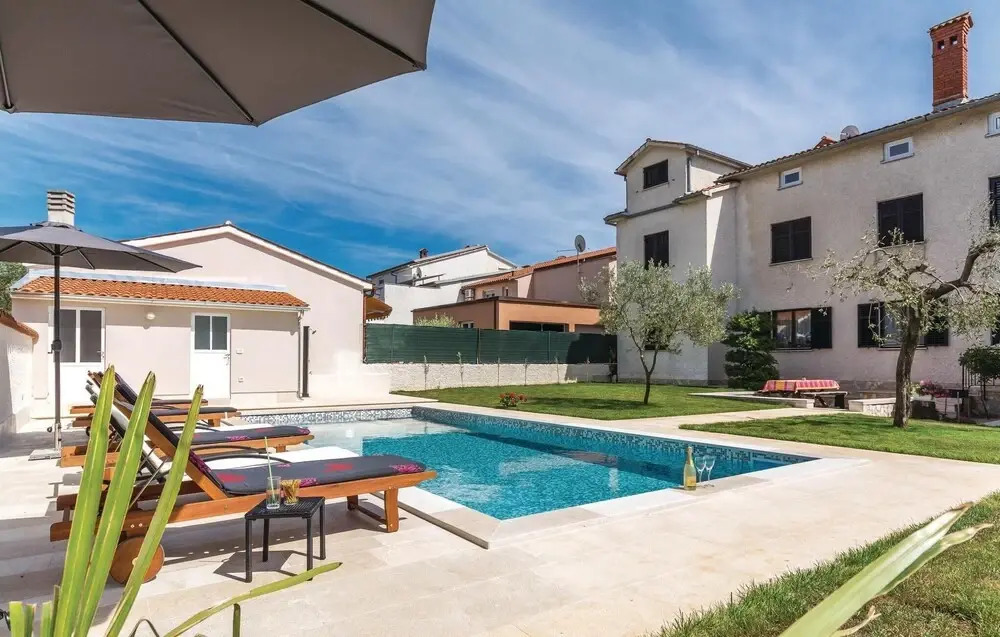 Amazing Home in Stinjan With Wifi and 6 Bedrooms