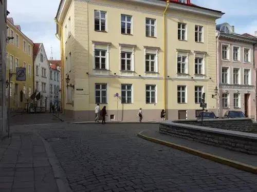 Aarde Apartments