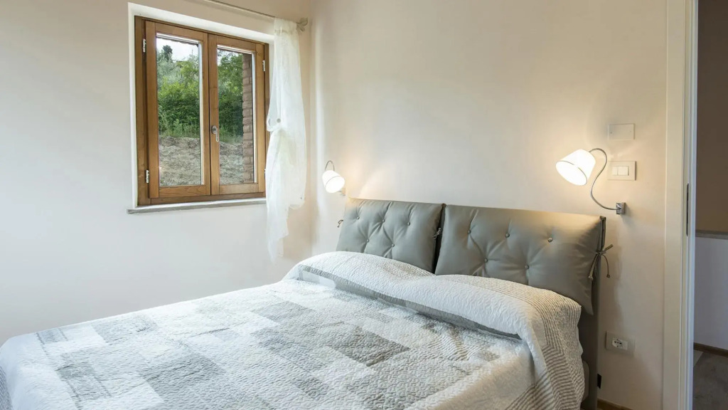 La Vecchia Fonte 15, Emma Villas