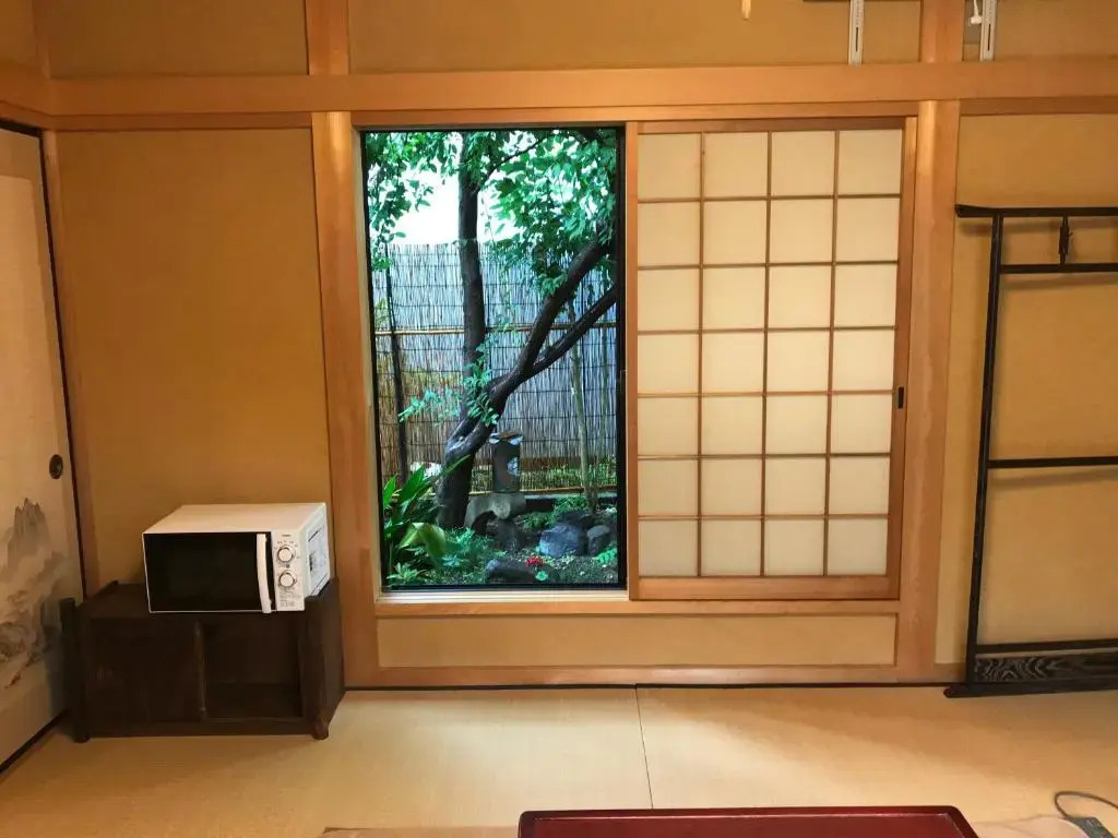 Rises House