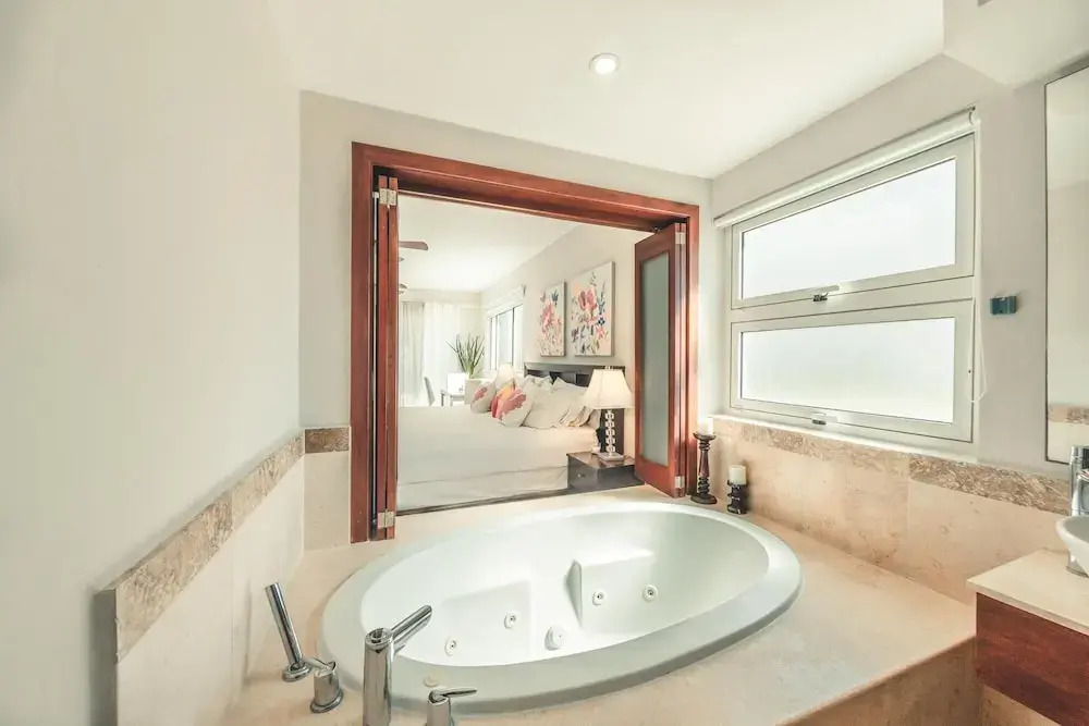 Stay in This Lovely Beachfront Studio at Punta Palmera BA3