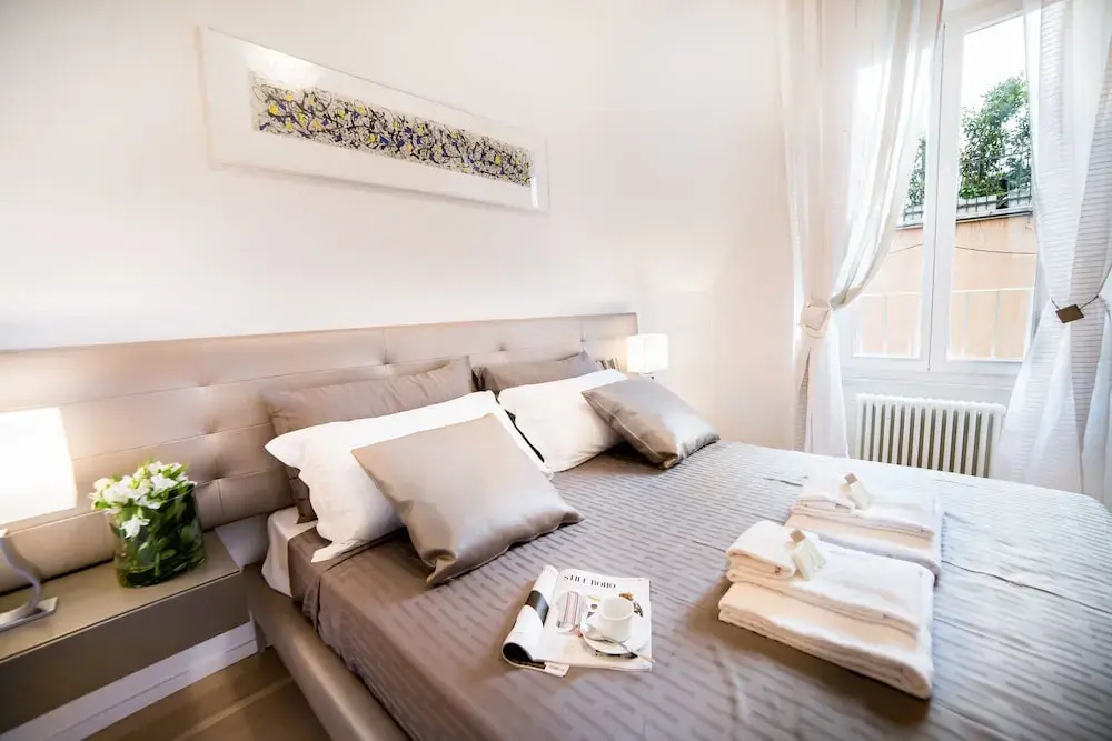 Rent In Rome - Valentino Luxury