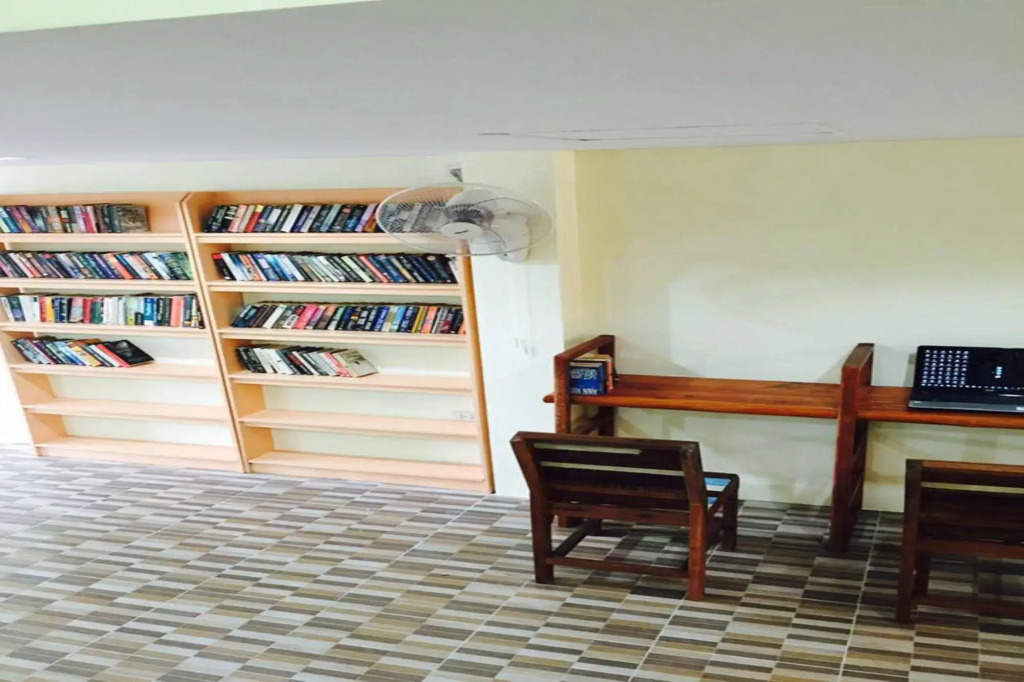 Phangan Barsay Hostel