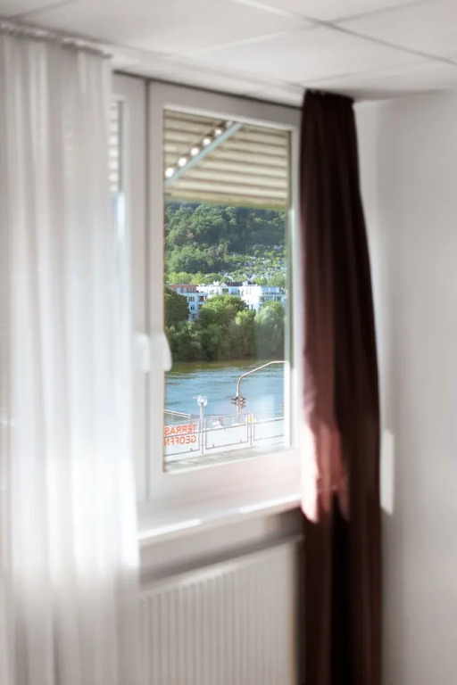 Self-Check-In Hotel Constantin - ohne TV - ohne Ventilator - ohne Parken