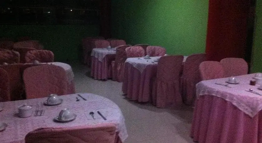 Hotel Plateros