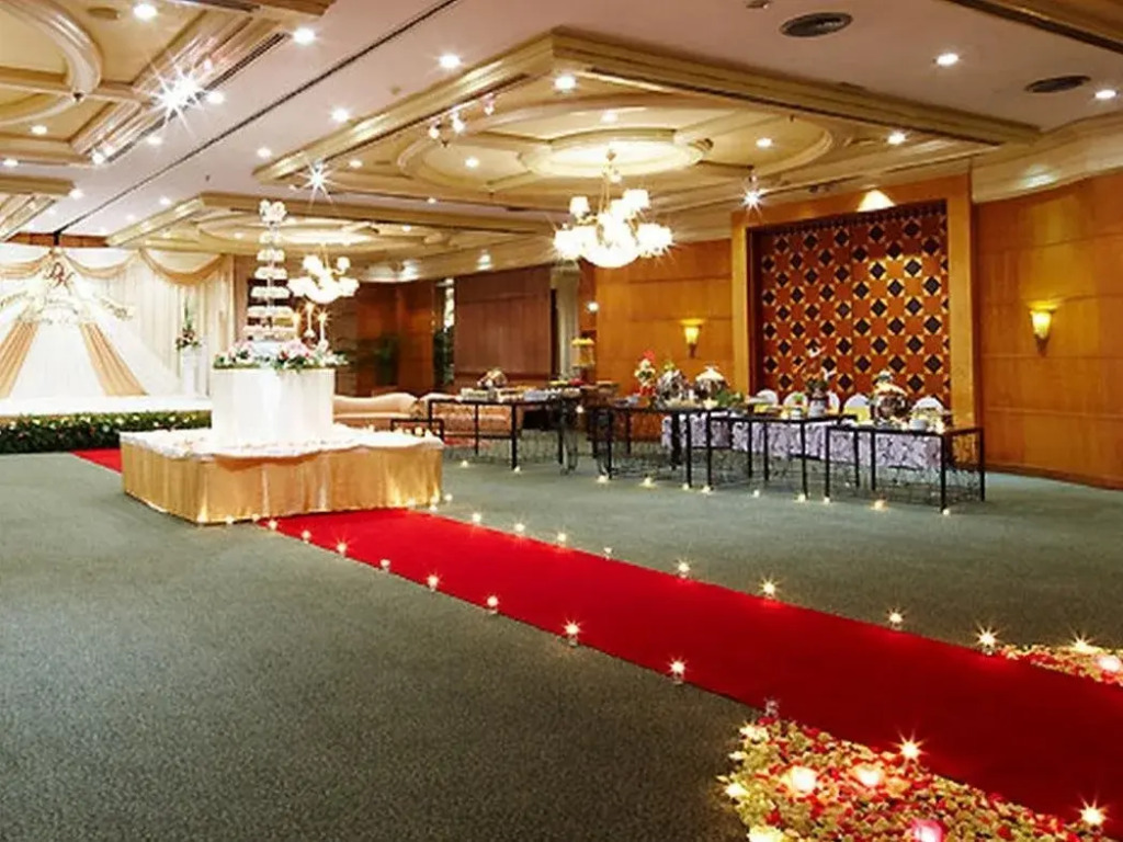The Royal City Hotel
