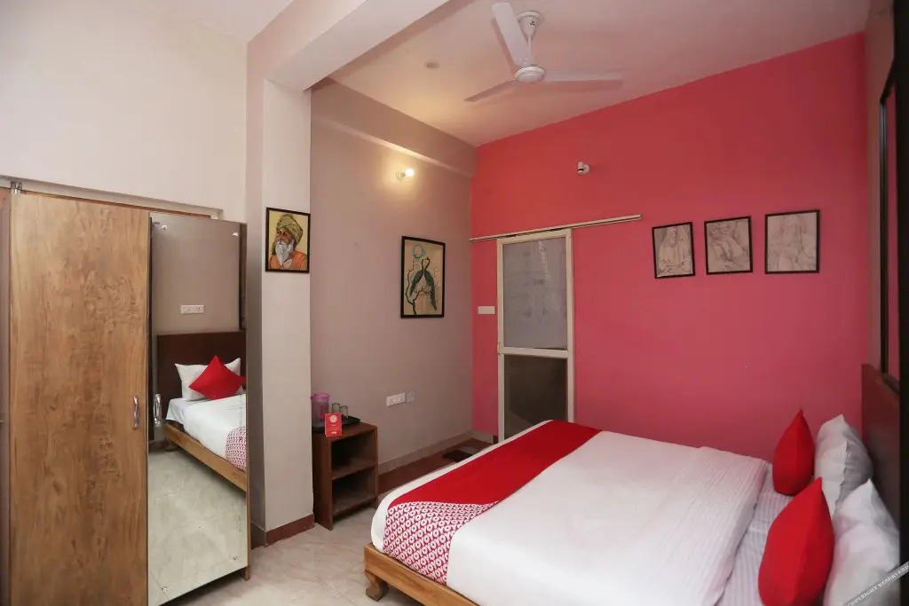 Capital O 26106 Hotel Solitaire